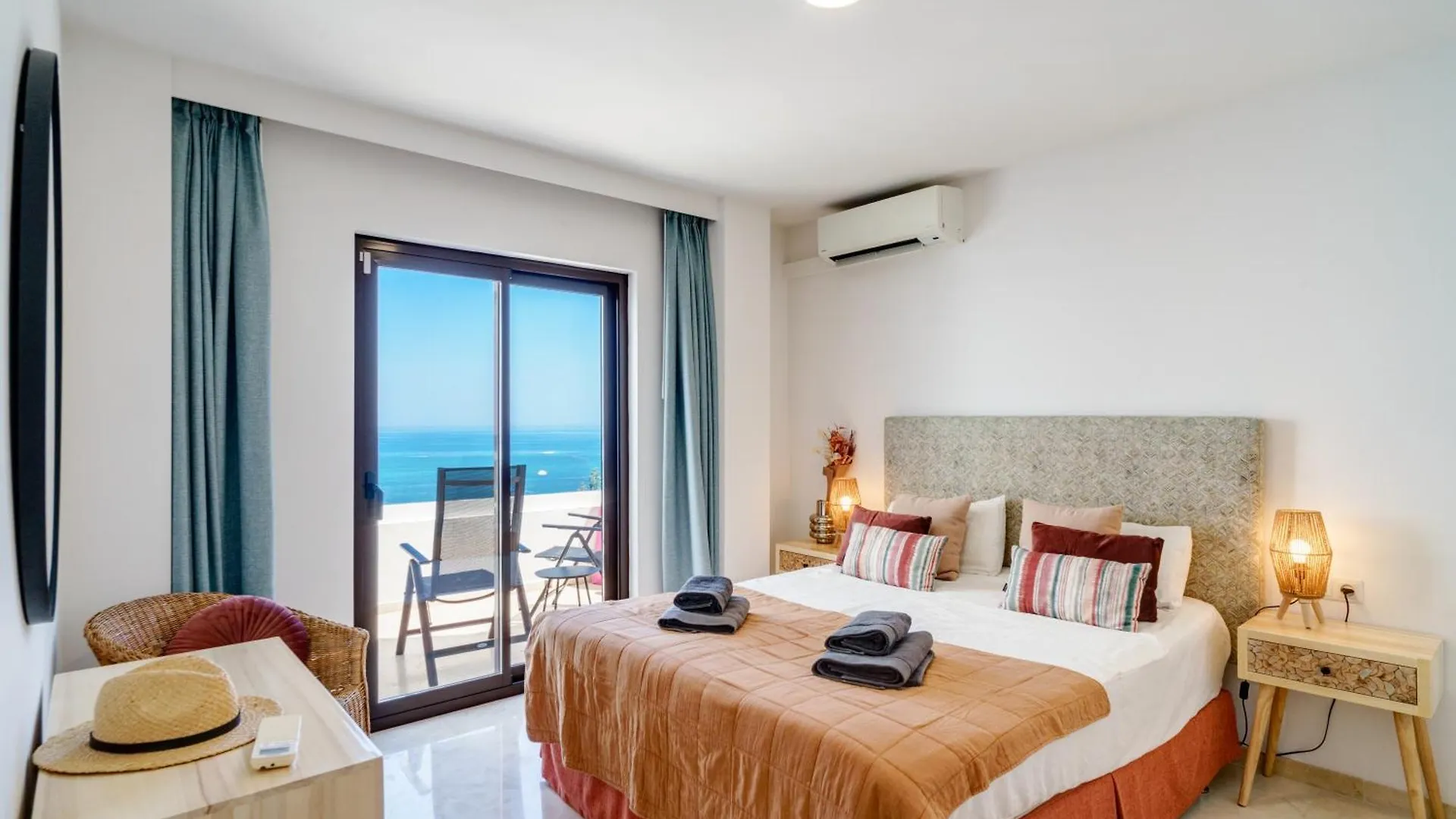 La Cala On The Beach Sunsets View. Apartment La Cala De Mijas